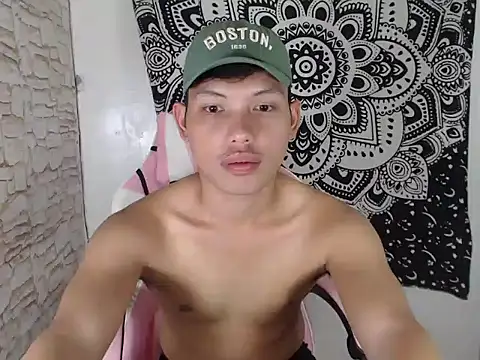 Snapshot of coxckydale chatting on 15, 10, 2025 coxckydale online show from 15, 10, 2025