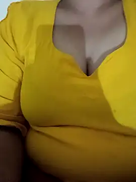 Snapshot of Ritika_jain01 chatting on 2, 12, 2025 Ritika jain01 online show from 2, 12, 2025