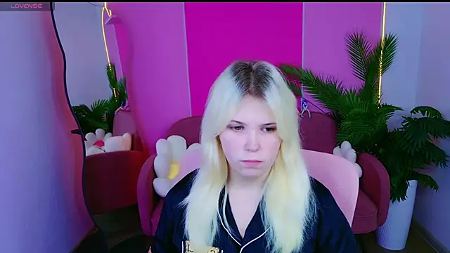 EmillyRogers online show from 19, 10, 2025