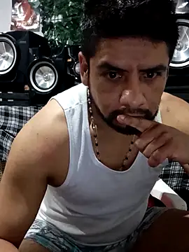 Snapshot of Neggajr87 chatting on 8, 2, 2026 Neggajr87 online show from 8, 2, 2026