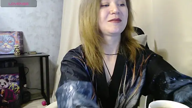 Snapshot of harpermoss chatting on 3, 10, 2025 harpermoss online show from 3, 10, 2025