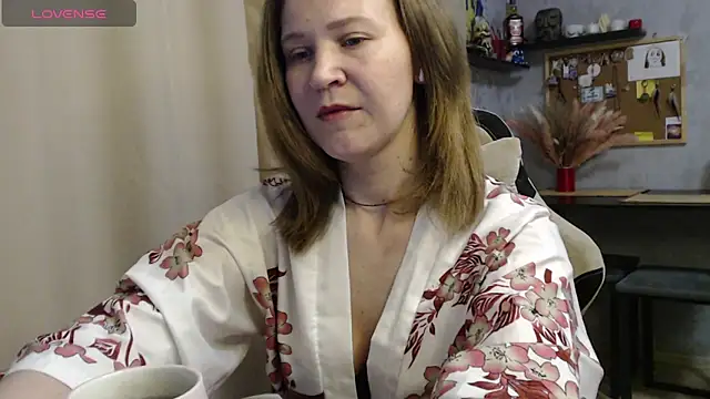 Snapshot of harpermoss chatting on 14, 10, 2025 harpermoss online show from 14, 10, 2025