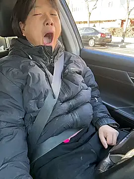 Snapshot of Fengbaby-555 chatting on 23, 12, 2025 Fengbaby-555 online show from 23, 12, 2025