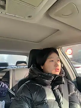 Snapshot of Fengbaby-555 chatting on 7, 2, 2026 Fengbaby-555 online show from 7, 2, 2026