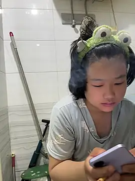 Fengbaby-555 online show from 21, 4, 2026