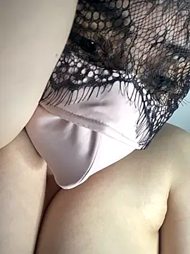 Snapshot of Newpussy_at_strip chatting on 21, 9, 2025 Newpussy at strip online show from 21, 9, 2025