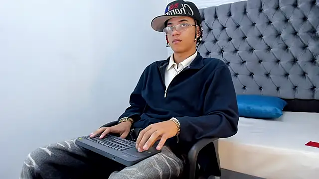 MARSHALL SPENCER online show from 4, 12, 2025