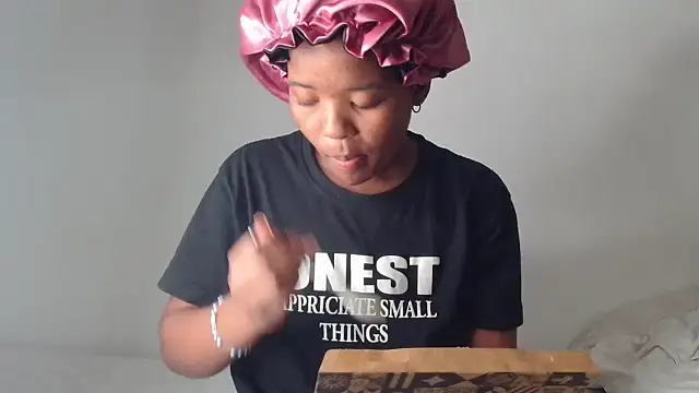 AshleyT255 online show from 22, 10, 2025