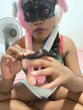 Snapshot of vinushi chatting on 5, 10, 2025 vinushi online show from 5, 10, 2025