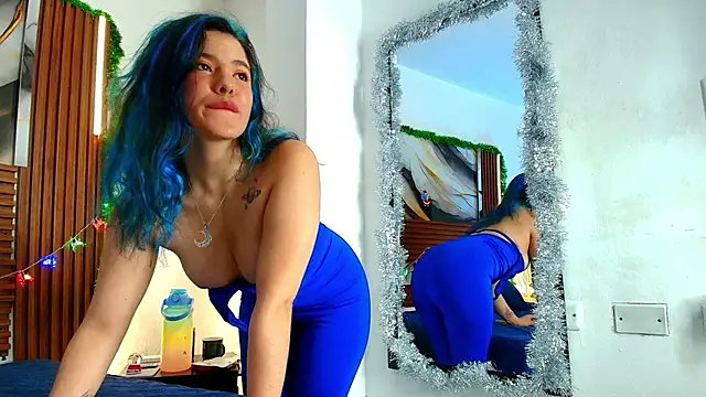 Evelin thompsson online show from 2, 12, 2025