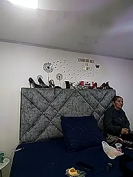 Shantey Laurent online show from 7, 4, 2026