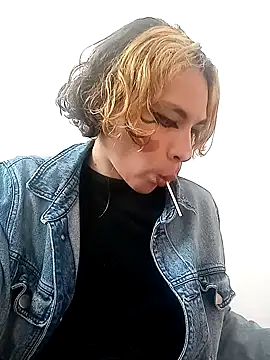 kittymutant99 online show from 24, 10, 2025