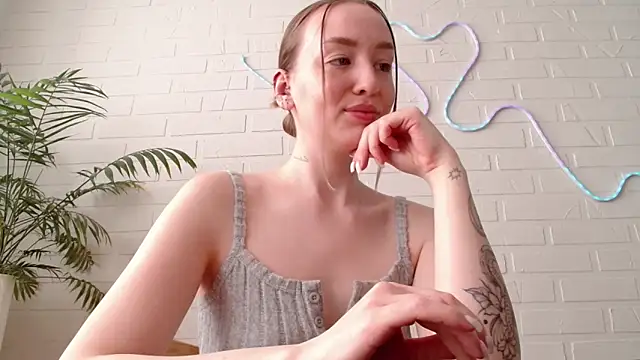 WhitePrincessLuna online show from 16, 3, 2026