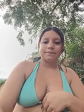 Snapshot of Shell_Latina chatting on 9, 7, 2026 Shell Latina online show from 9, 7, 2026