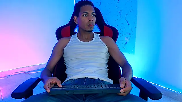 lorian vikel online show from 27, 10, 2025