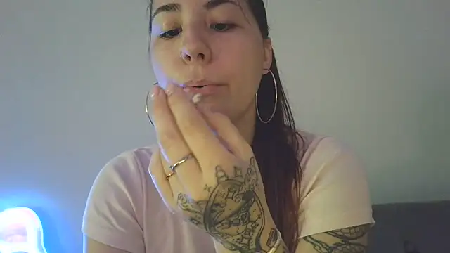 Snapshot of abimusic99 chatting on 29, 4, 2026 abimusic99 online show from 29, 4, 2026