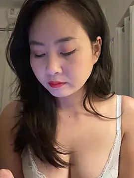 Snapshot of wly2028 chatting on 30, 10, 2025 wly2028 online show from 30, 10, 2025