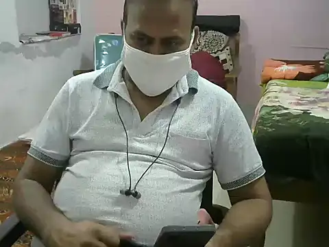 Famit025 online show from 15, 2, 2026