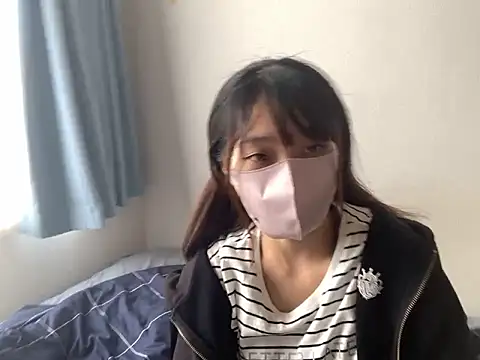 Snapshot of ituki_0415 chatting on 18, 10, 2025 ituki 0415 online show from 18, 10, 2025