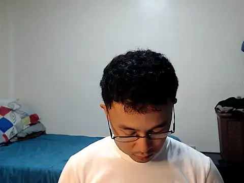 Snapshot of itsyour_Asianboy15 chatting on 26, 2, 2026 itsyour Asianboy15 online show from 26, 2, 2026