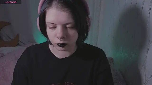 Snapshot of Alice_Zev chatting on 14, 5, 2026 Alice Zev online show from 14, 5, 2026