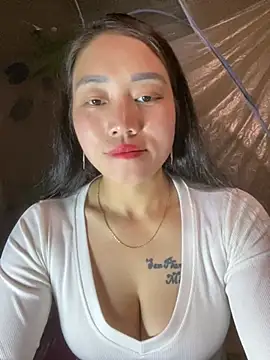 Snapshot of chipp-bong chatting on 8, 2, 2026 chipp-bong online show from 8, 2, 2026