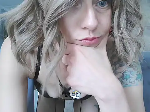 MadMadelin online show from 22, 9, 2025