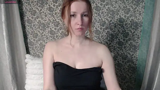 Snapshot of LesanaMagic chatting on 13, 2, 2025 LesanaMagic online show from 13, 2, 2025