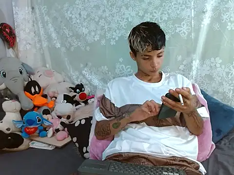 Snapshot of Dorland777 chatting on 14, 11, 2025 Dorland777 online show from 14, 11, 2025