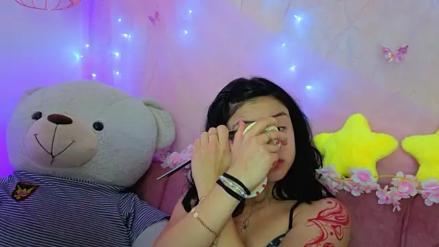 april bennett online show from 24, 2, 2026