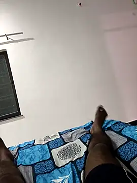 Snapshot of Chanderi19 chatting on 21, 9, 2025 Chanderi19 online show from 21, 9, 2025