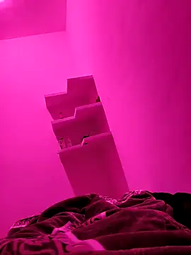 Snapshot of Chanderi19 chatting on 18, 11, 2025 Chanderi19 online show from 18, 11, 2025