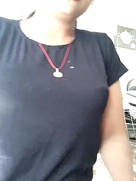 Hot-Pooja25 online show from 29, 4, 2026