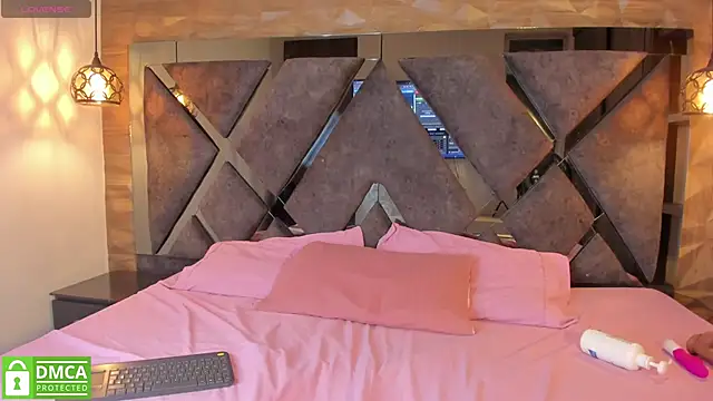 Sussy Vixen online show from 12, 2, 2026