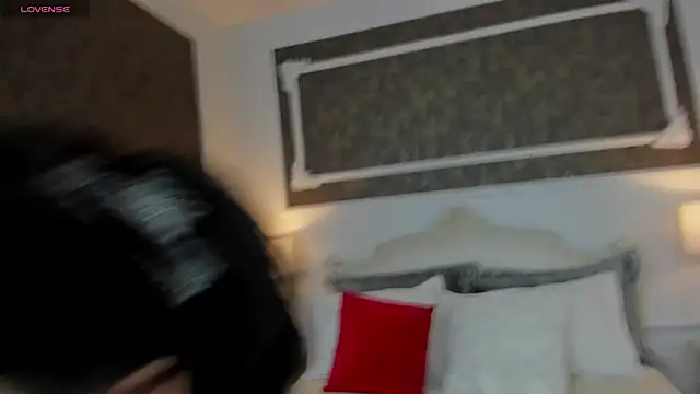 SharonBonet online show from 3, 10, 2025