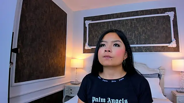 SharonBonet online show from 9, 10, 2025