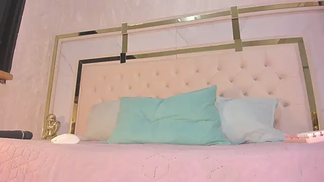 Cameron Hearts online show from 14, 12, 2025