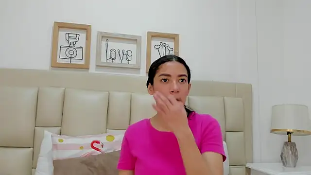 Skylerwhite02 online show from 5, 2, 2026