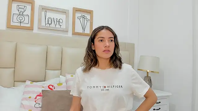 Skylerwhite02 online show from 12, 2, 2026