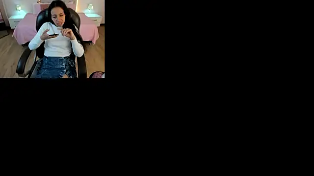 Snapshot of Mariam_Lopez__ chatting on 1, 5, 2026 Mariam Lopez online show from 1, 5, 2026