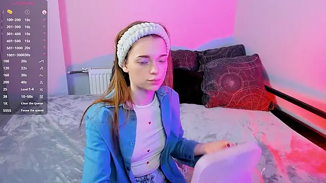 FlexyFox online show from 5, 2, 2026