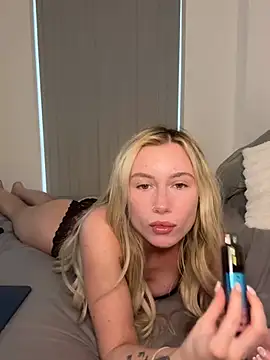 Snapshot of SexySaraxxoo chatting on 11, 1, 2026 SexySaraxxoo online show from 11, 1, 2026