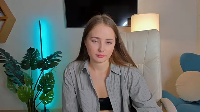 Sweet  Amily online show from 11, 9, 2025