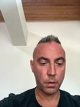 Snapshot of Marronglace1 chatting on 18, 9, 2025 Marronglace1 online show from 18, 9, 2025