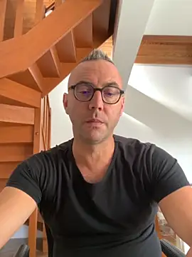 Snapshot of Marronglace1 chatting on 4, 10, 2025 Marronglace1 online show from 4, 10, 2025