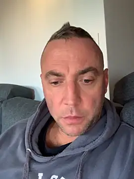 Snapshot of Marronglace1 chatting on 17, 11, 2025 Marronglace1 online show from 17, 11, 2025