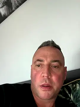 Snapshot of Marronglace1 chatting on 8, 1, 2026 Marronglace1 online show from 8, 1, 2026