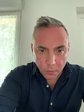 Snapshot of Marronglace1 chatting on 3, 2, 2026 Marronglace1 online show from 3, 2, 2026