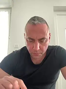 Marronglace1 online show from 25, 3, 2026