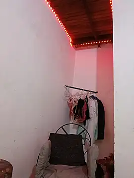 girlpee online show from 15, 1, 2026